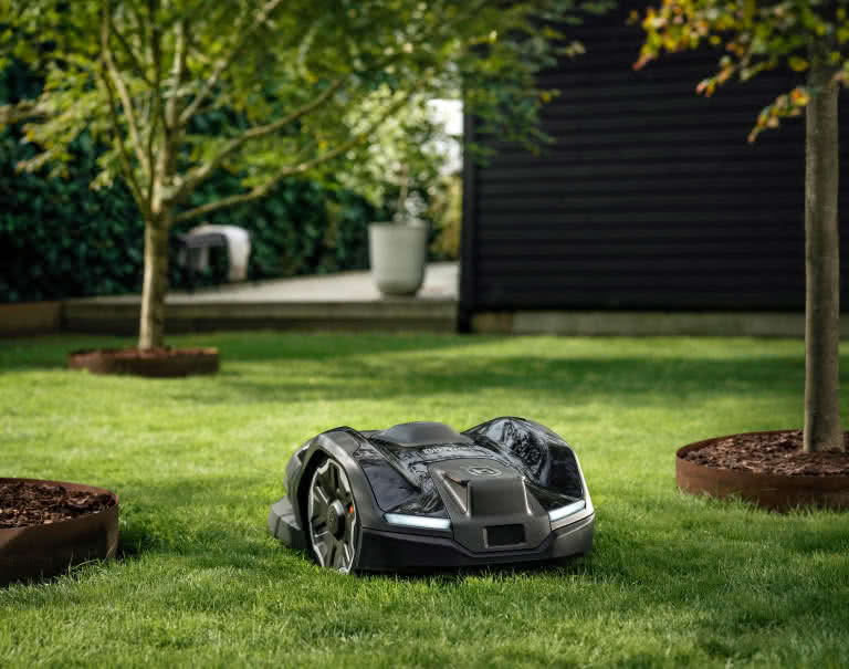 Comparativa de robots cortacésped: Cómo saber el que necesitas y evitar errores frecuentes